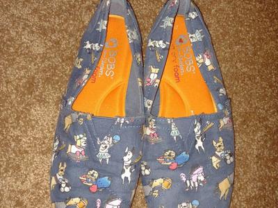 Size 8 Bob's by Skechers shoes-dog print