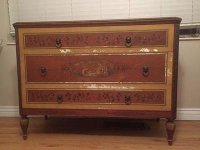 Antique Dauler & Close Furn Co Hand Painted Chest