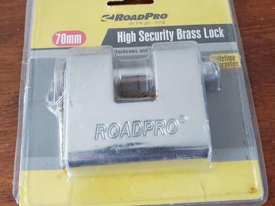 RoadPro RPLH-70 70mm High Security Brass Padlock 2