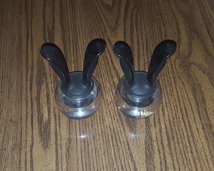 Chef'n Salt and Pepper Grinder