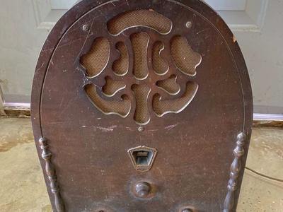 1930’s Gloritone Radio