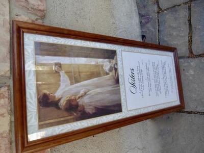 Very Beautiful Wooden Framed Sisters Sayings Art Wall Decor