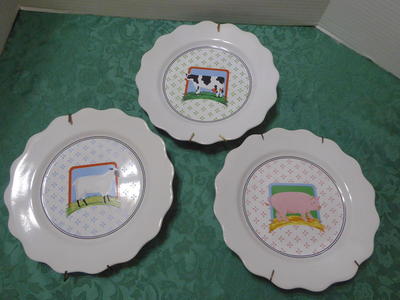 Set Of 3 Farm Animal Decorative Wall Plates- Pig, Lamb, Cow With Wire Wall Hangers