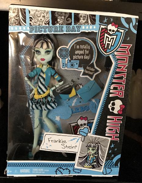 Monster High Picture Day Frankie Stein