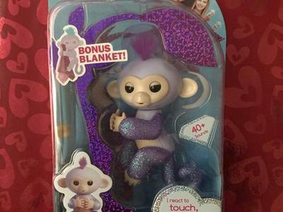 Fingerlings Glitter Monkey Kiki