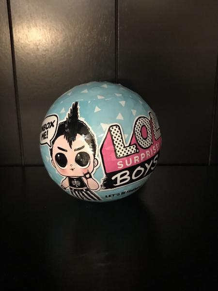 L.O.L. SURPRISE BOYS! SERIES 1