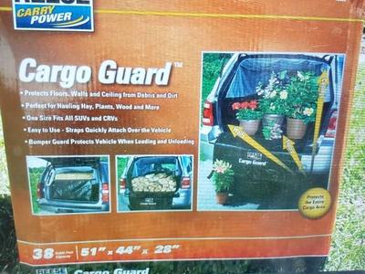 BRAND NEW HEAVY DUTY SUV TRUNK LINER. PROTECT AND KEEP YOUR CAR CLEAN