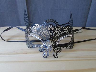 mask venetian metal 6"x6"