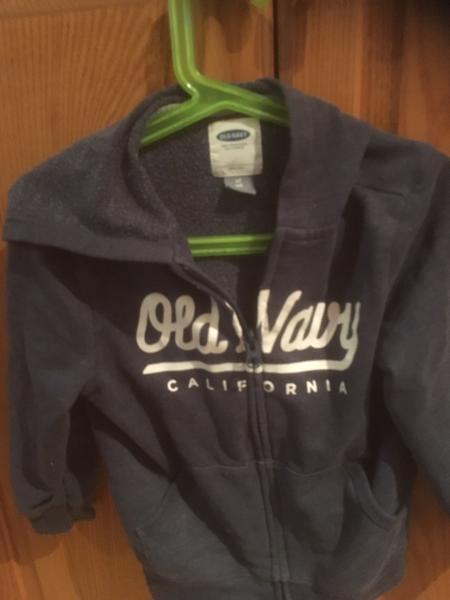 Old Navy hoodies 4T