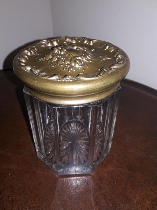 Antique humidor tobacco jar