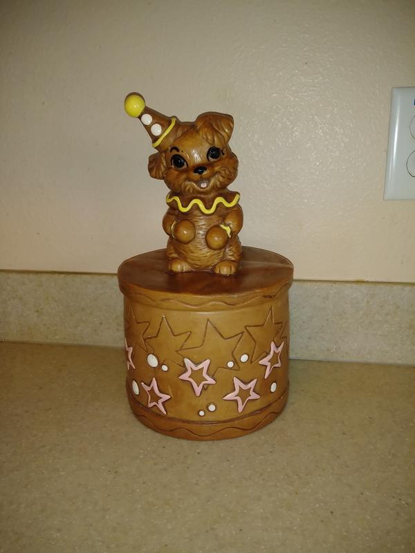 1960 twin winton Calif USA cookie jar circus puppy