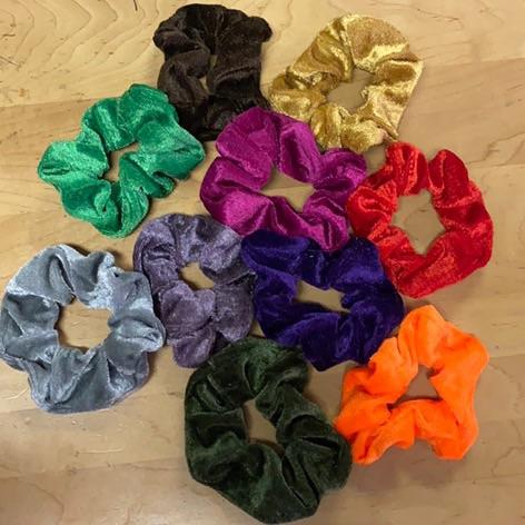 10 Velvet Scrunchies
