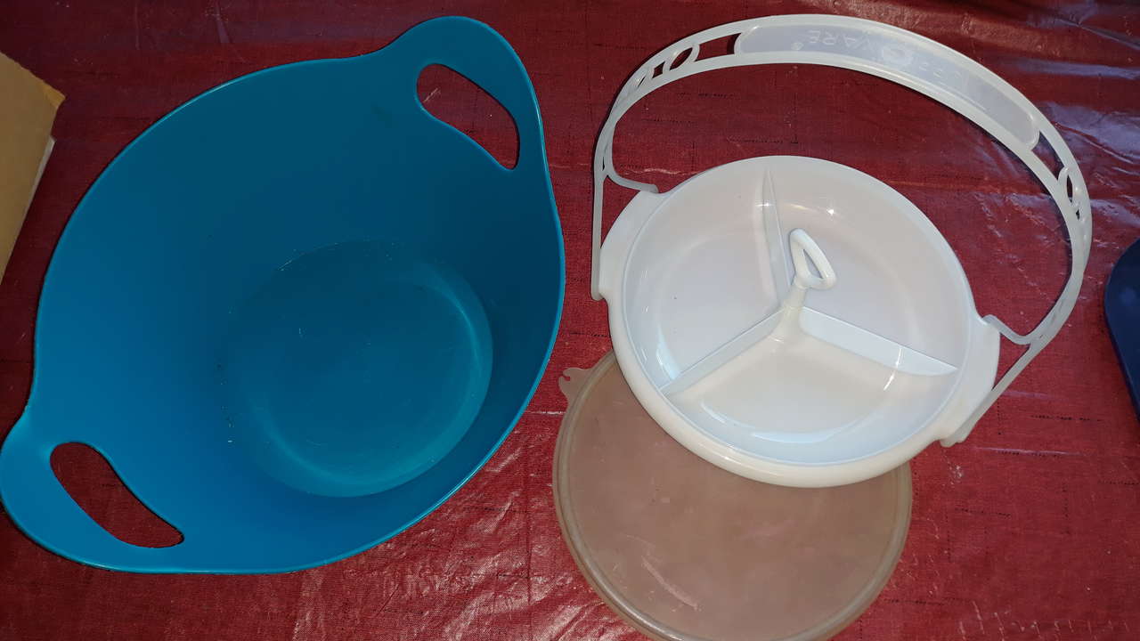 DISHES - TUPPERWARE - UTENSILS... ETC