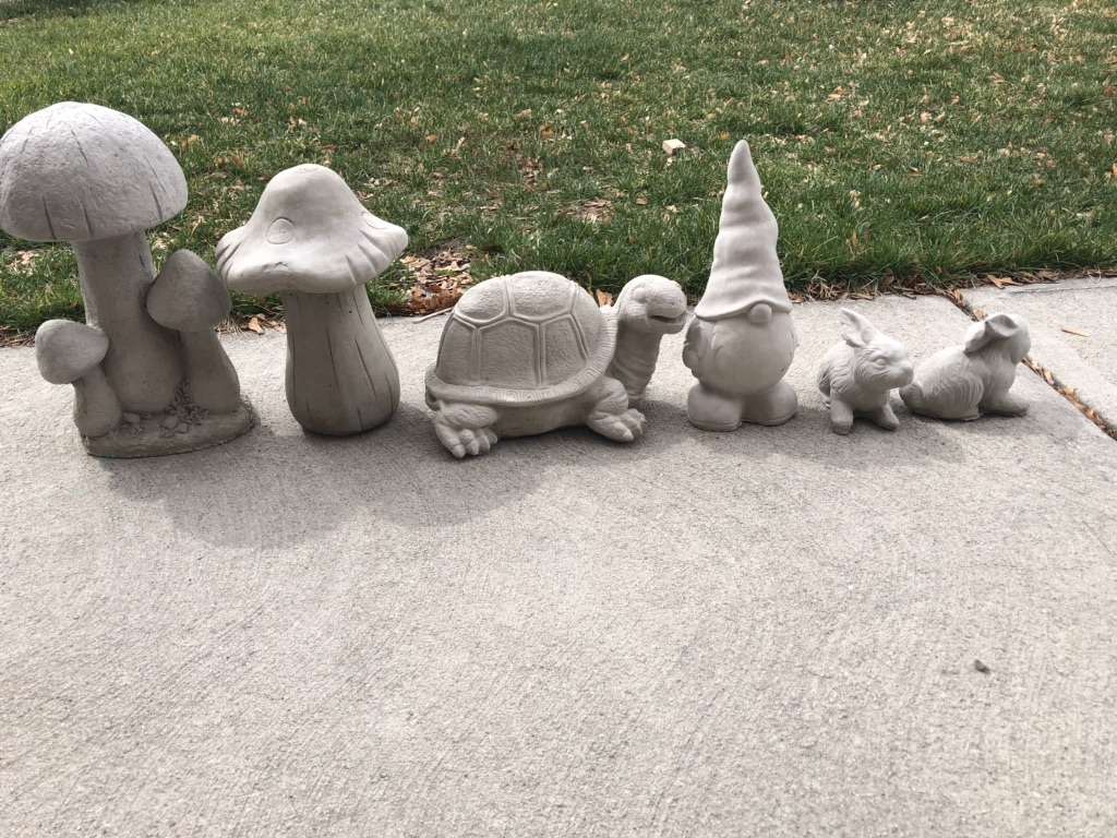 Home & Yard Concrete Decor & Statuary
