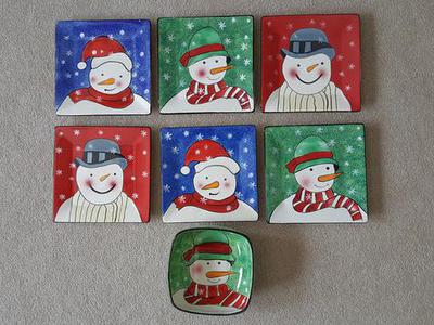 6 Ceramic Snowman Plates and 1 Bowl