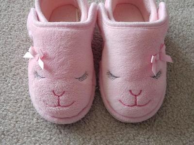 Toddler Girl Easter Bunny Slippers - size 7 / 8
