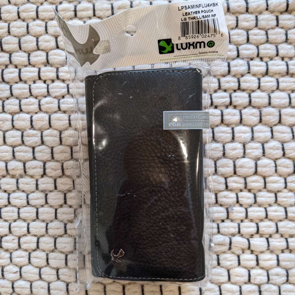 Fosmon Black Leather Phone Carrying Case