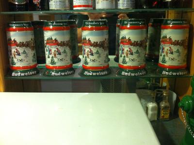 Set of 5 Budweiser beer mugs from 1991