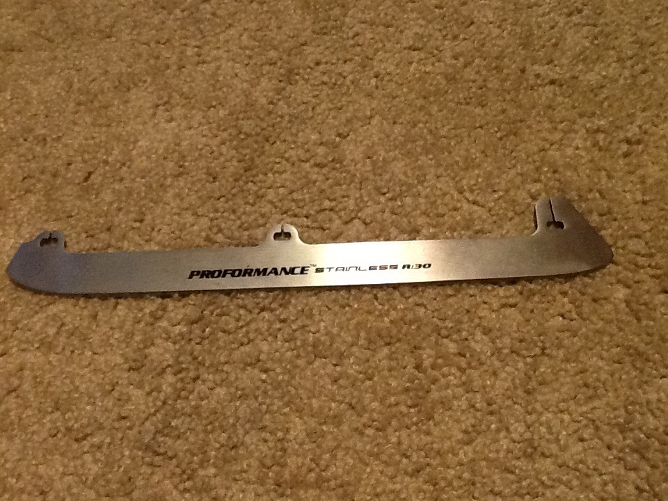 REEBOK CCM PROFORMANCE STAINLESS STEEL R:30 GOALIE RUNNER