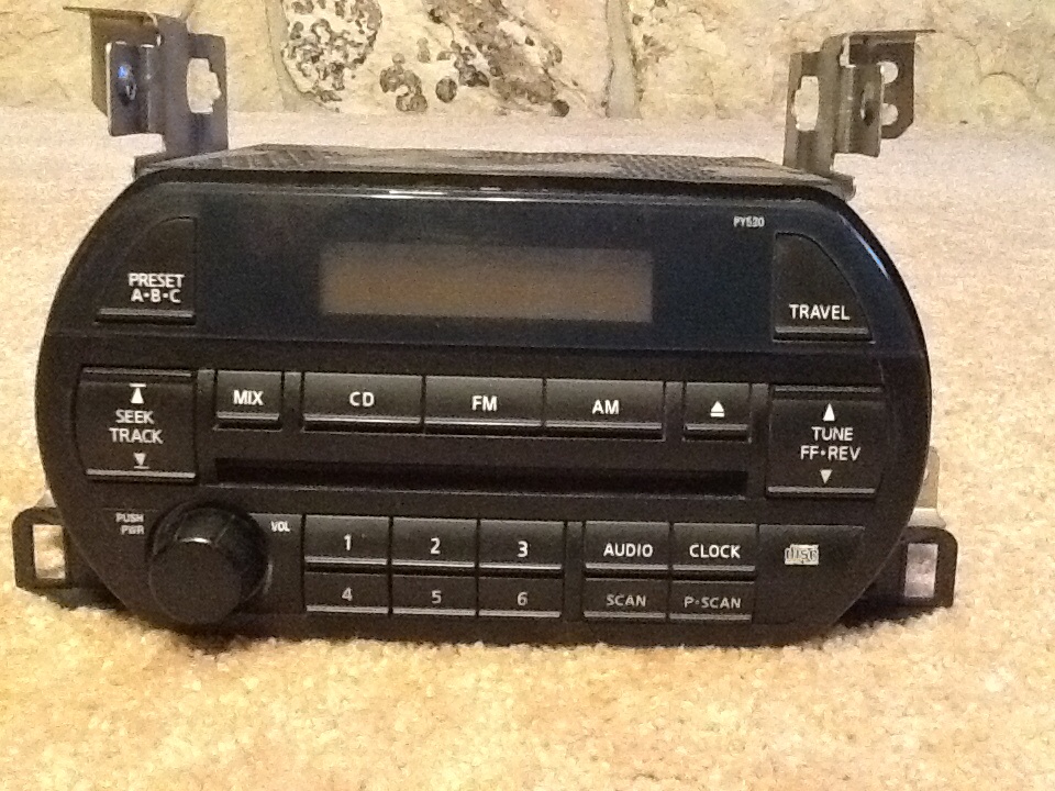 ORIGINAL FACTORY CAR STEREO FROM 2004 NISSAN ALTIMA