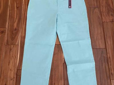 Brand New Women’s Size 16 Gloria Vanderbilt Amanda Pants