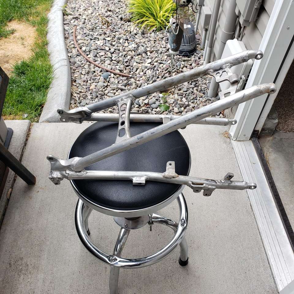 2005 Honda CRF 250R Service Honda CR500 subframe