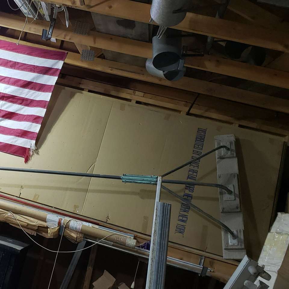 Concrete pole trowel