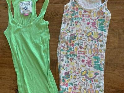 Victoria’s Secret Set Of Tank Tops XS