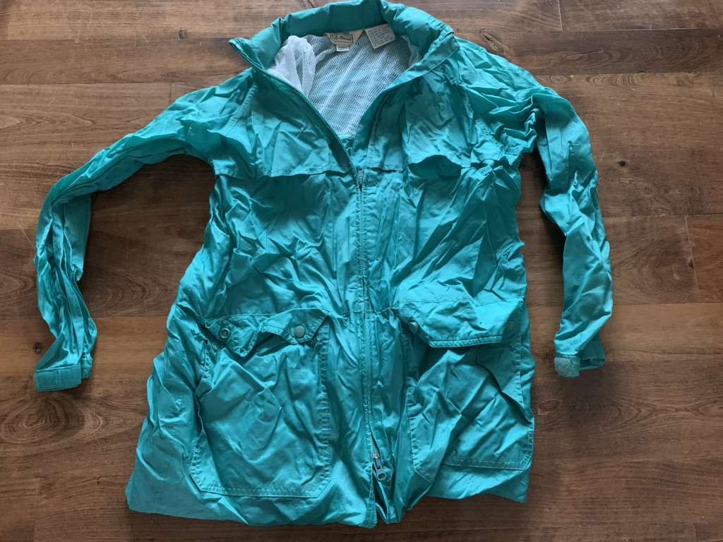 LL Bean Lightweight Rain Jacket Size Medium