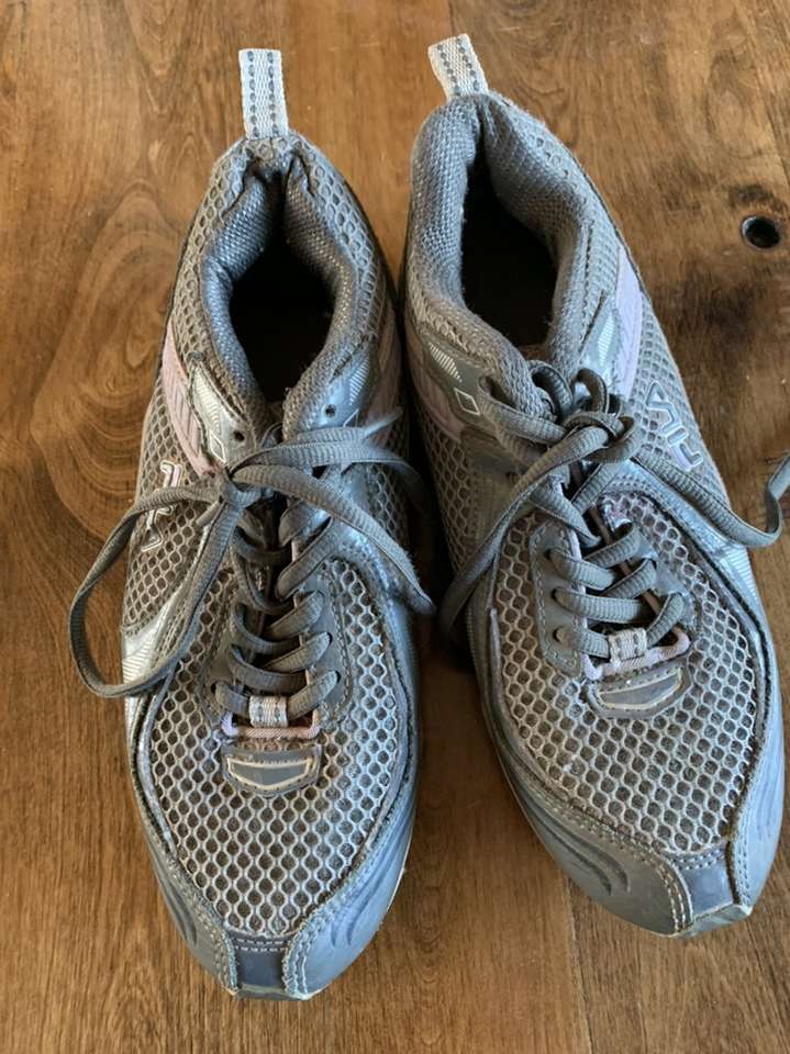 Fila Gray Shoes Size 6.5