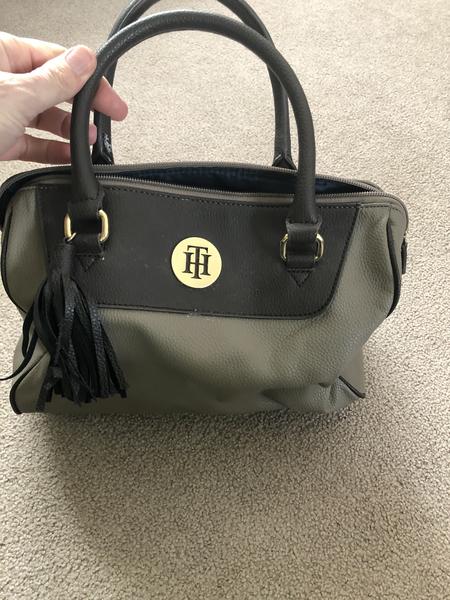 Tommy Hilfiger handbag [SWAG]