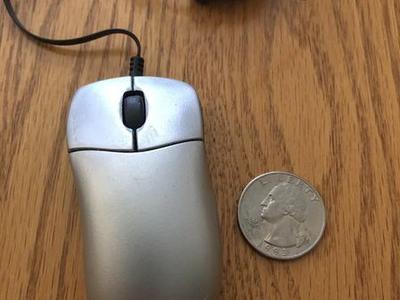 Targus Ultra-Mini Retractable Optical Mouse
