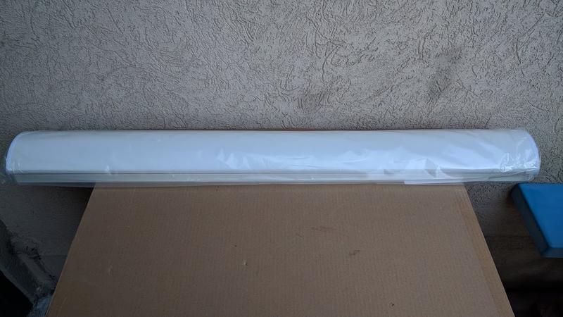 Cree 48in 4000L 4000K 0-10V dimming LED Light