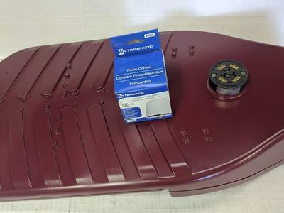 Lumecon LWS-LSL Street light to illuminate roadway, parking lots and walkways. Constructed of die-cast aluminum