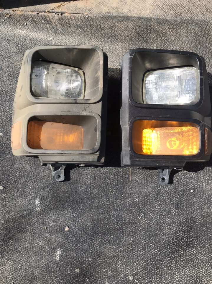 Ford Superduty Headlights