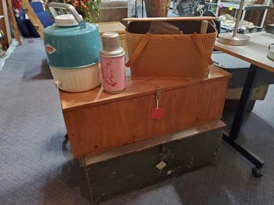 VINTAGE ANTIQUE WOODEN TRUNKS AND SUITCASES