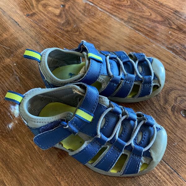 Bullfrog Kids Sandals Size 7
