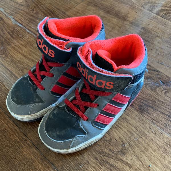 Adidas Kids High top Shoes Size 7
