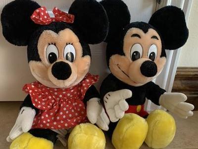 Vintage Disneyland Mickey And Minnie Mouse Toys