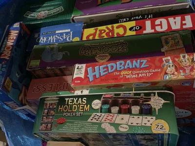 Games Fact Or Crap Headband Texas Hold Em