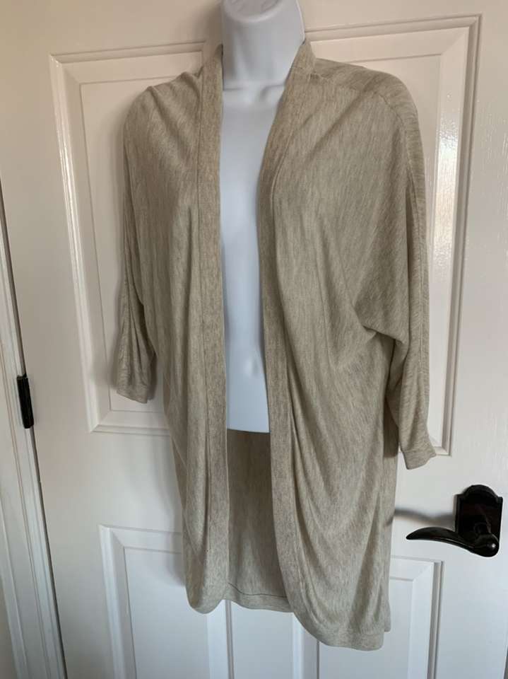 Tan Light Brown Cardigan Size Small