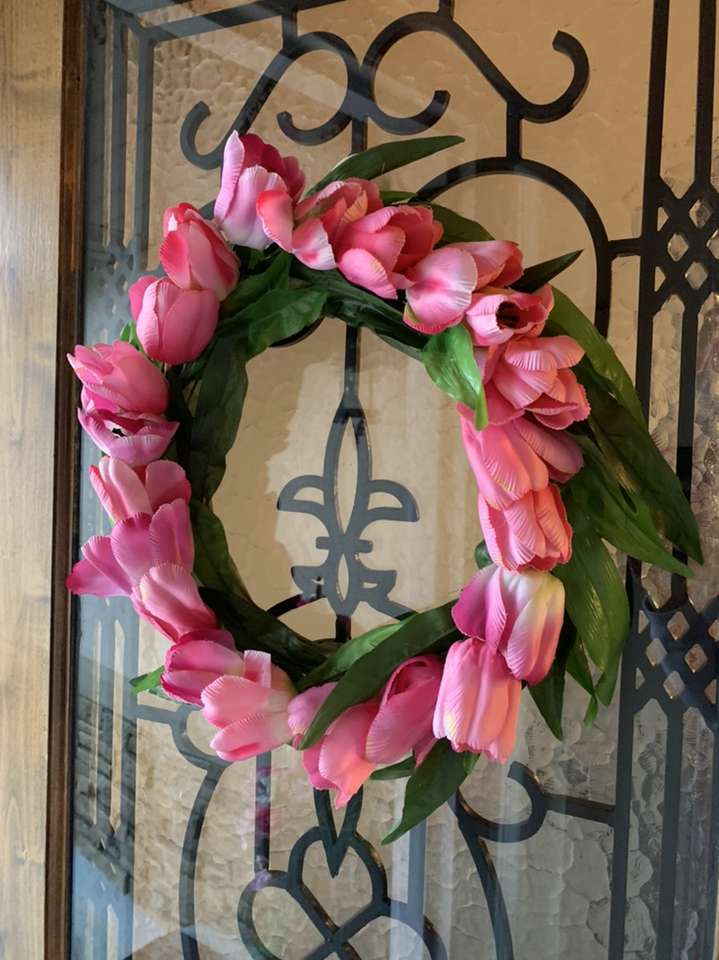 Tulip Wreath