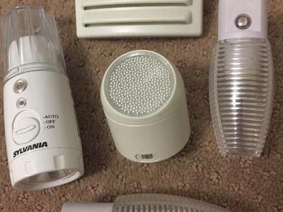 5 Nightlights + Flashlight