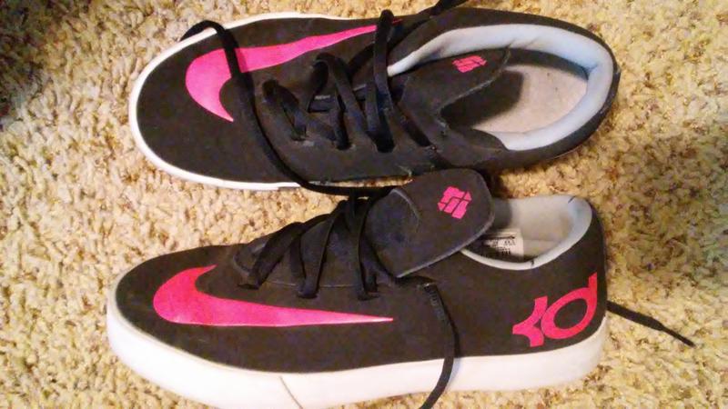 Black and Pink Nike Kd Shoes kevin durrant sz 6.5y