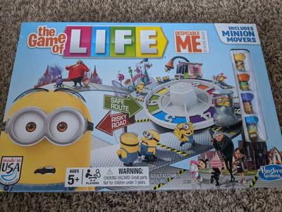 Despicable Me Minion The Game of Life Board 2-4