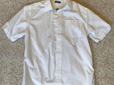 Men’s white shirt. 34-36