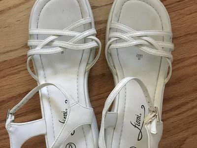 White sandal Size 6