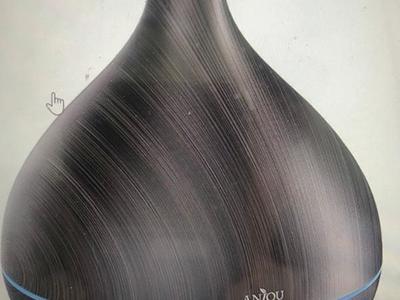 Like new essential oil diffuser