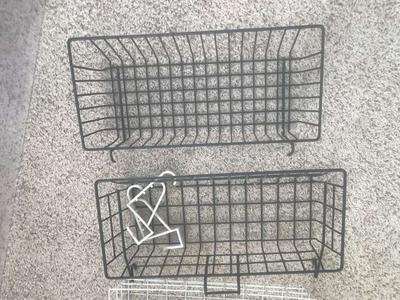 2 Plant hanger, walker basket etc