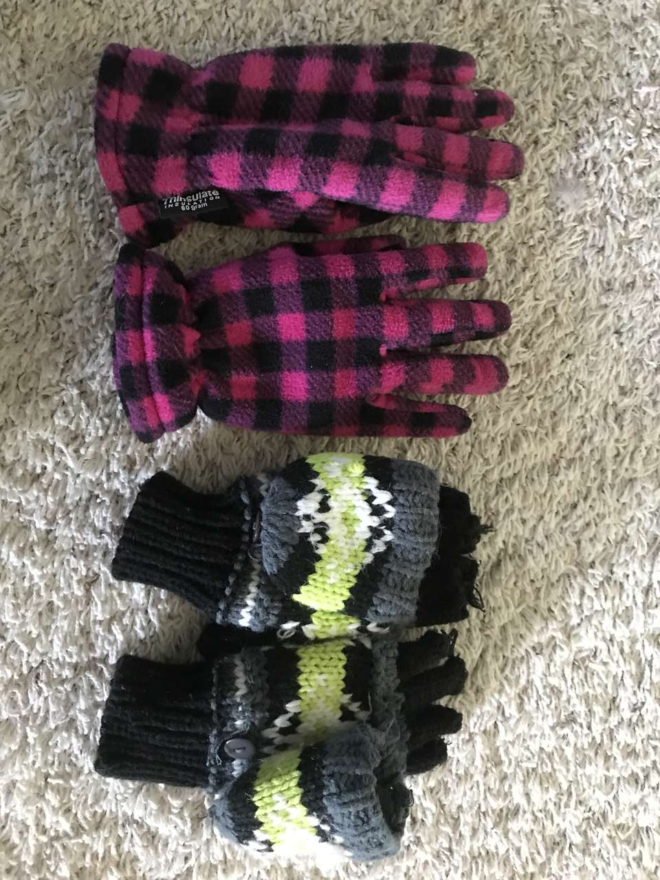 Girl’s gloves set